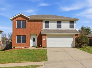 1613 Hedgewood Trl, Fort Worth, TX 76112