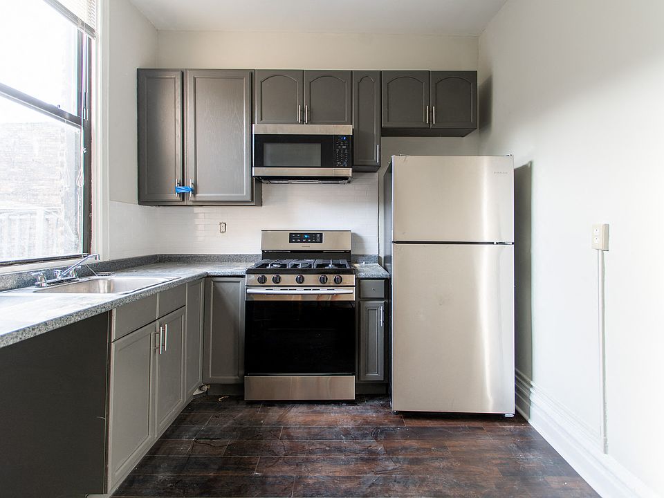 Updated Kitchen Stainless Steel Appliances 3925-3D