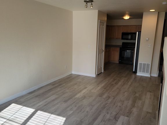 2nd image of 12812 Jasmine St Unit E