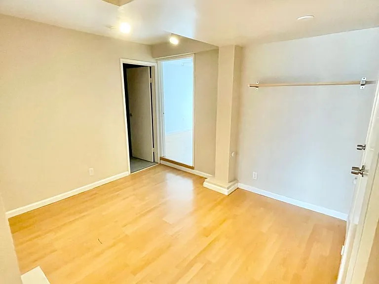 1866 36th Ave — Photo 13