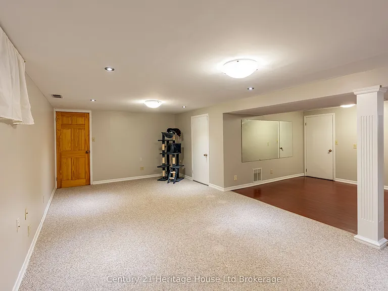 93 James Ave — Photo 32