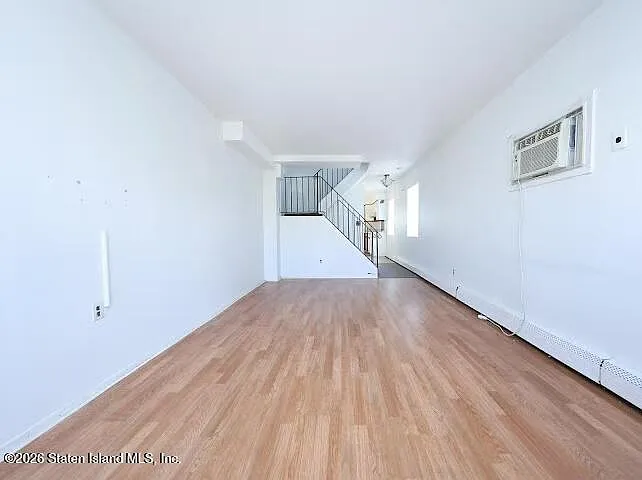 200 Sand Ln — Photo 8