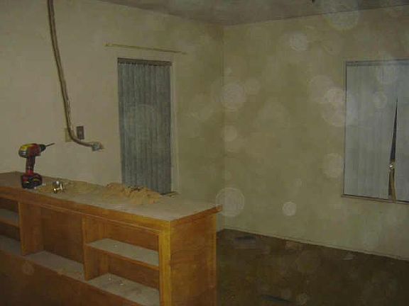 3rd image of 810 N Myer Boulevard