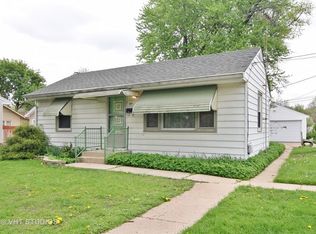 209 N Clifton Ave, Elgin, IL 60123