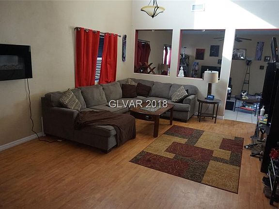 2nd image of 1706 W Hammer Ln