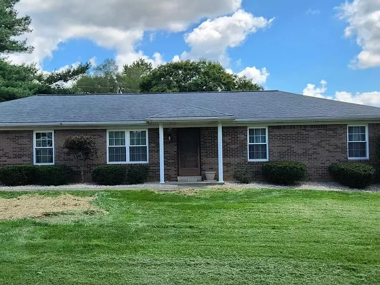 9016 Newberry Rd — Photo 1