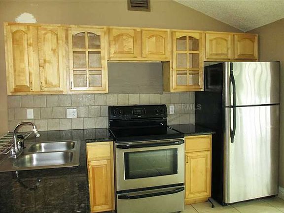 4th image of 10117 Pine Trails Ct