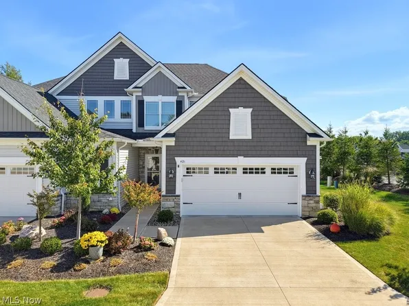 421 Salandra Ct, Avon Lake, OH 44012