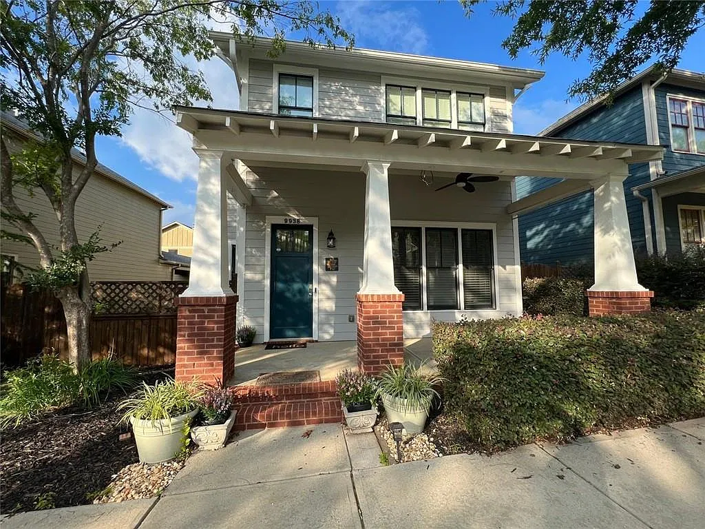2 bed, 2.5 bath, 1860 sqft, $2,800 — Photo 2
