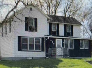 808 5th Ave NE, Independence, IA 50644
