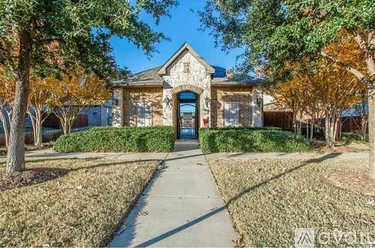 3 bed, 2.5 bath, 1980 sqft, $2,495 — Photo 2