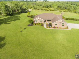 7242 NW Wilson Rd, Topeka, KS 66618