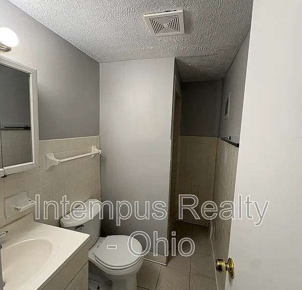 4106 E 153rd St — Photo 26