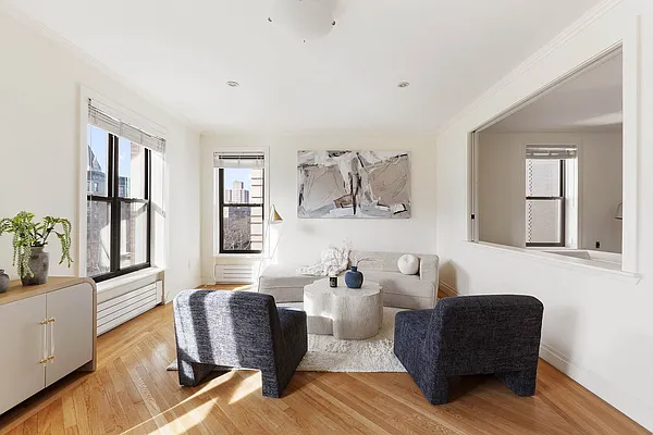 Sold by Compass | media 2