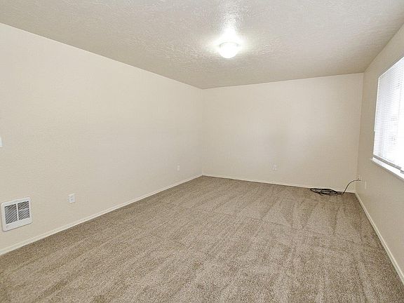 2nd image of 408 Murray Ave