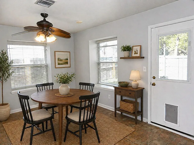 16810 Deck Ct — Photo 10