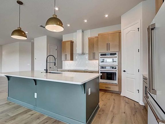 The Southbank - Kitchen