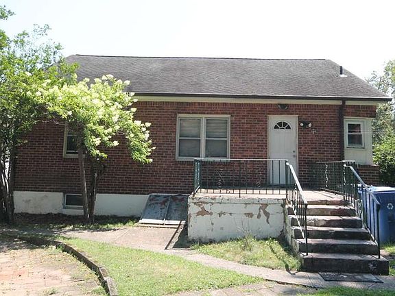 5th image of 142 Orange St