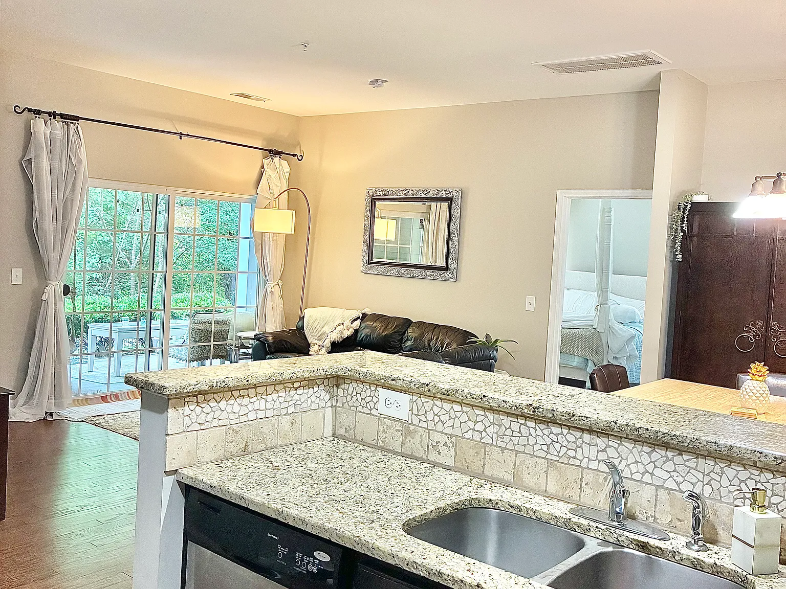 4845 Bevendean Dr — Photo 4
