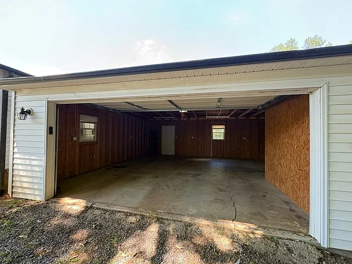 9714 Seymour Ln — Photo 22