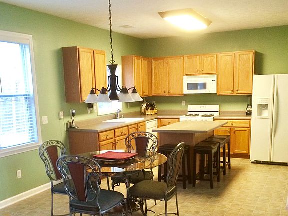 5th image of 3064 Cooper Woods Ln