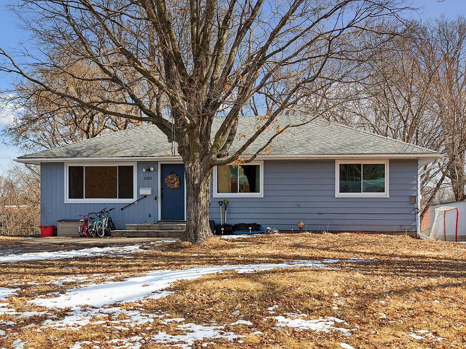 1st image of 1021 Bailey St