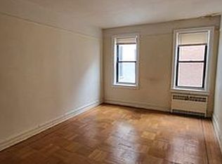 450 Ocean Pkwy APT 3K, Brooklyn, NY 11218