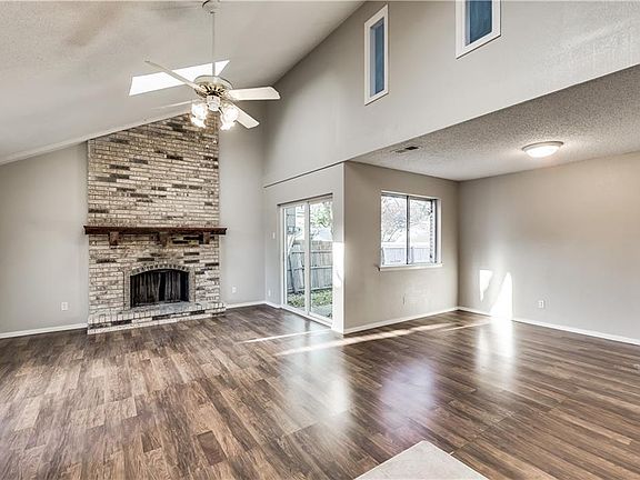 2nd image of 4612 Palos Verdes Dr