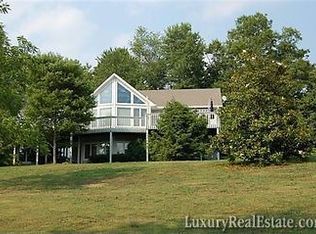 506 Tole Allison Rd, Mills River, NC 28759