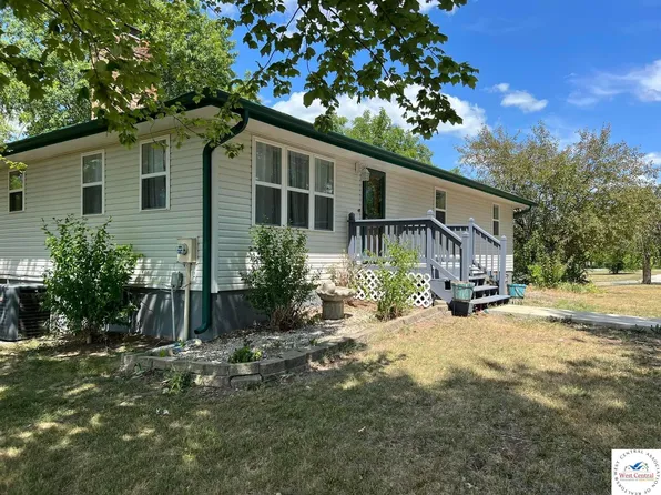 789 NW 43P, Clinton, MO 64735