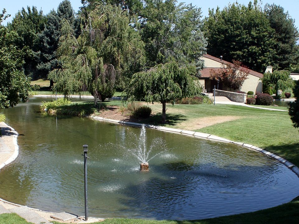 2nd image of 1049 N Camelot Dr
