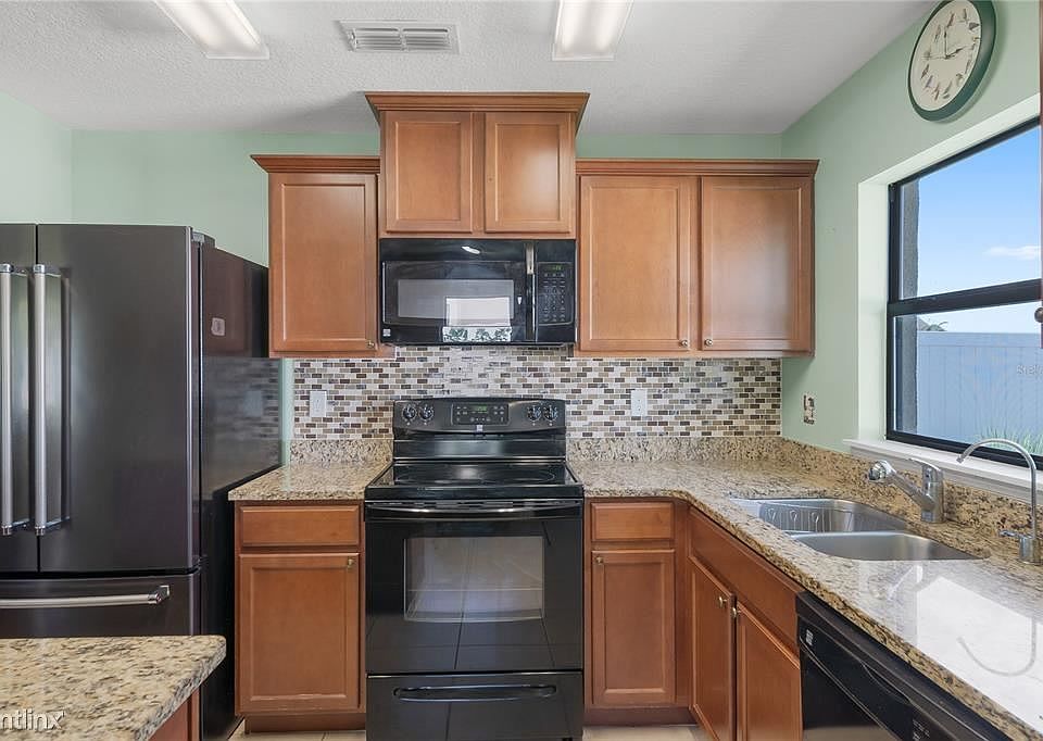 1st image of 4645 Manica Dr