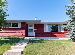164 S Huntford Rd NE, Calgary, AB T2K 3Y9
