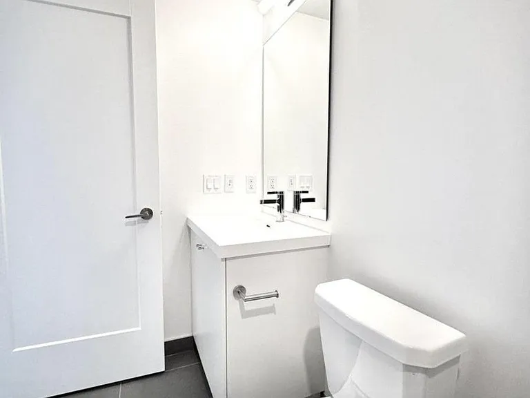 2545 Simcoe St N #2019 — Photo 7