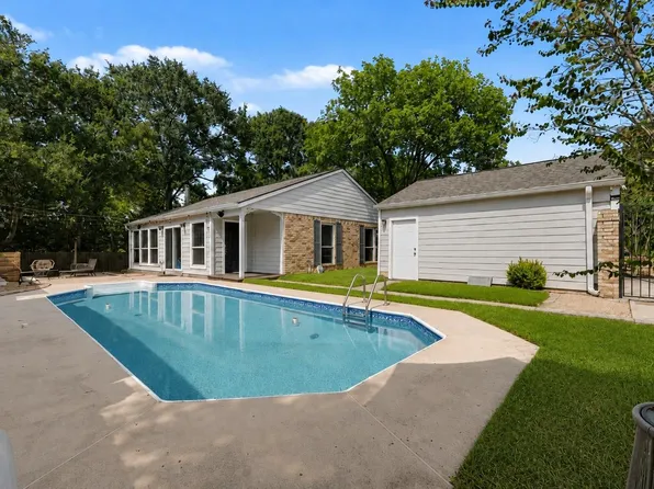 69 Wind Whisper Ct, Spring, TX 77380