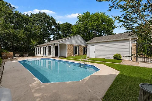 69 Wind Whisper Ct Photo 1