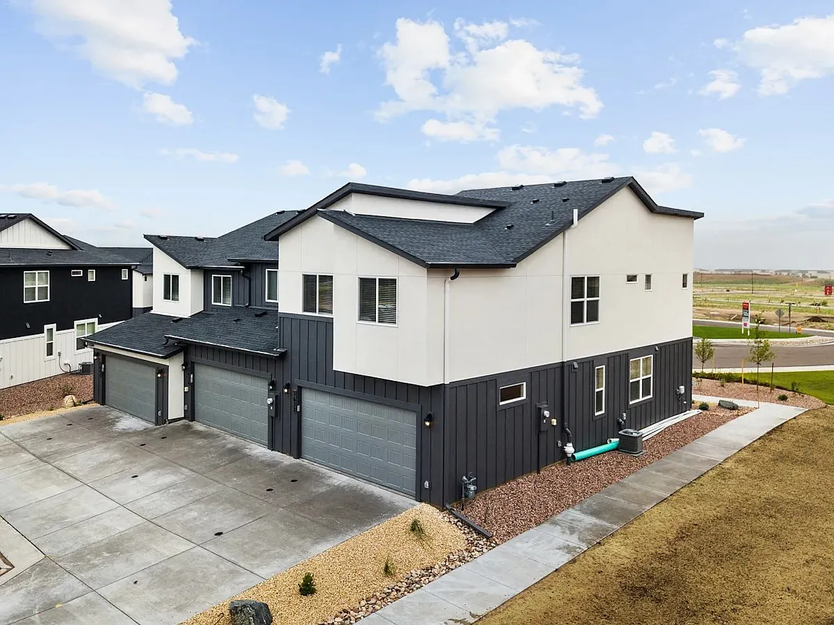 Greenways at Sand Creek Townhomes — Photo 2