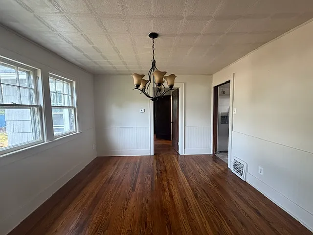 1253 Diamond Ave — Photo 4