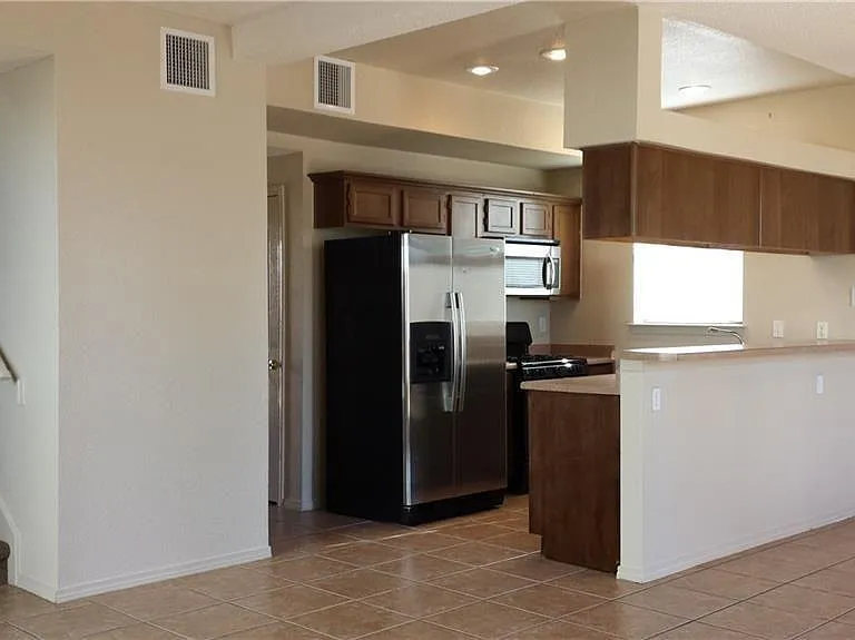 4541 Joseph Rodriguez Dr — Photo 7