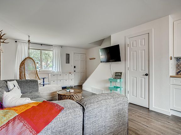 4th image of 5280 Garrison St #5