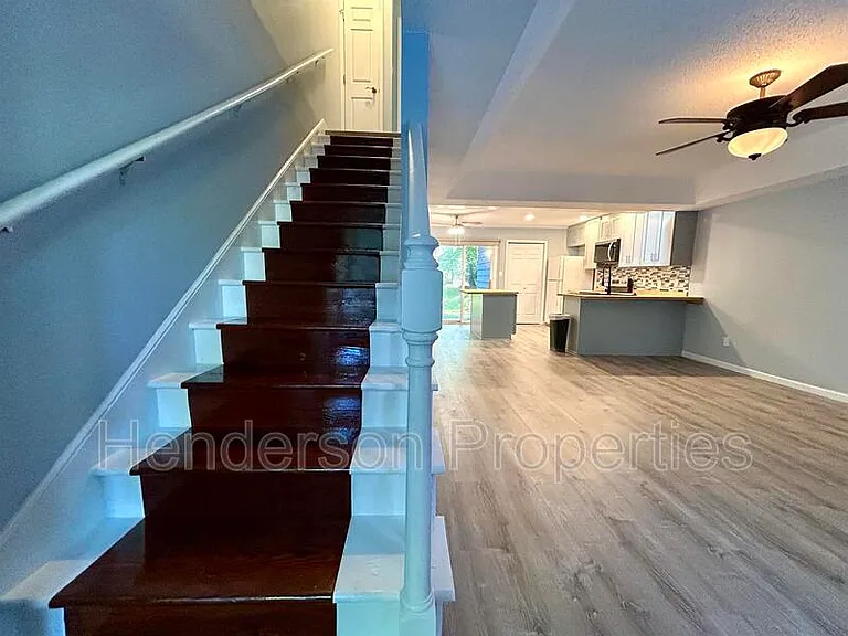 114 Joshua Case Ct — Photo 10