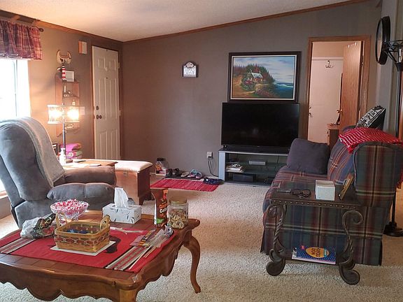 2nd image of 19093 Pike St