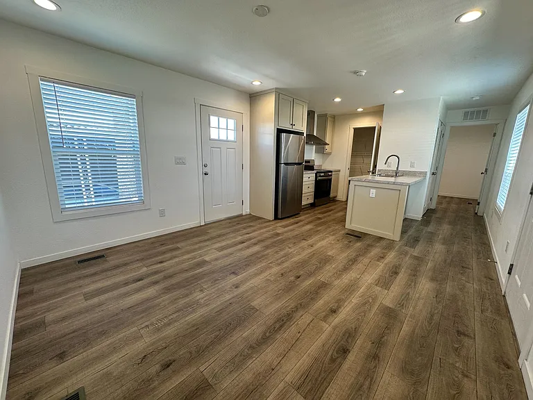 2060 N Ctr #356 — Photo 5