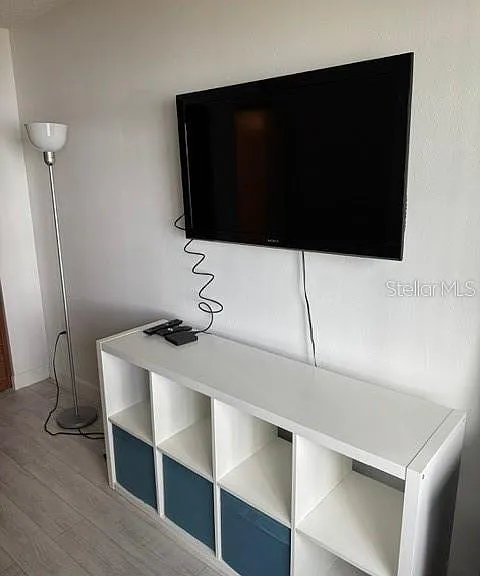 2225 Holden Ave #104 — Photo 14