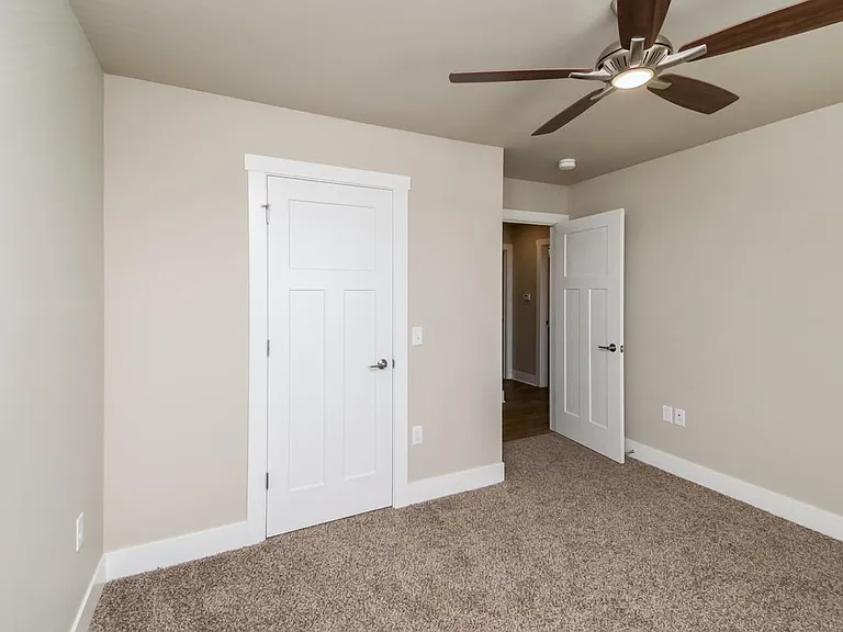 Suncrest — Photo 17