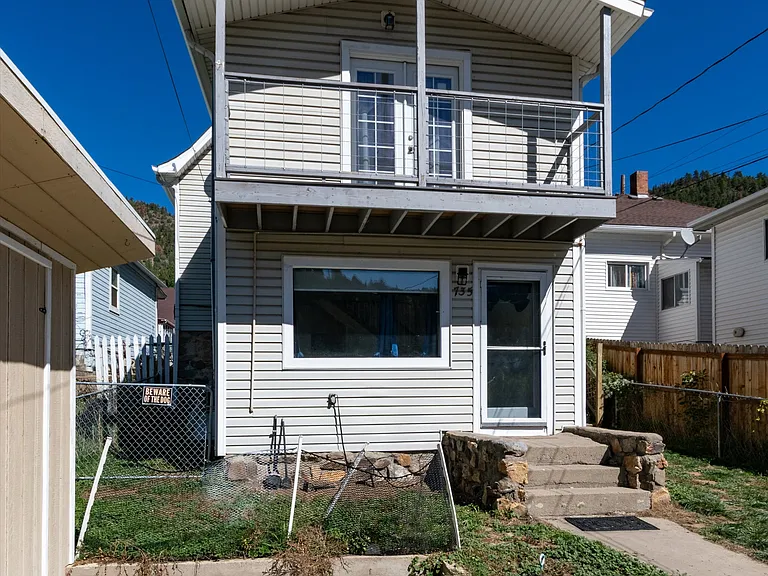 735 Colorado Blvd — Photo 2