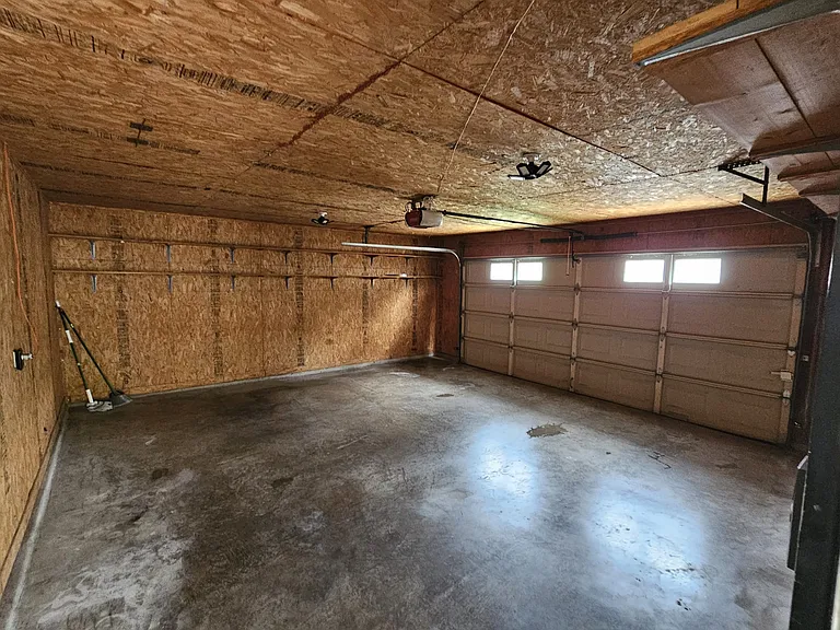 2621 Lemmontree Ln — Photo 19