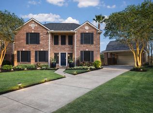 394 Hyland Ln, League City, TX 77573