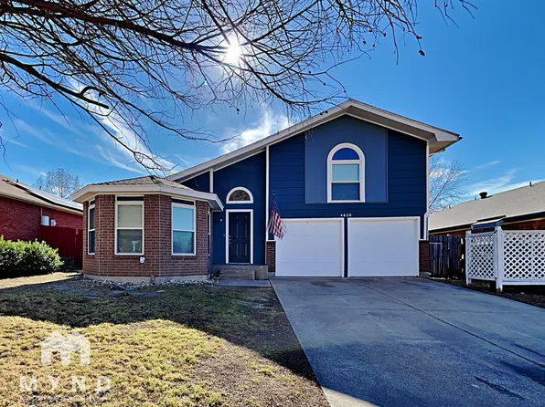 4628 Feathercrest Dr, Fort Worth, TX 76137