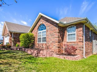 2906 Scotia Ln, Bentonville, AR 72712